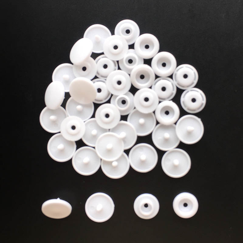 50 zestawów okrągłe zatrzaski  – Snap Fastener Set recenzja i cena